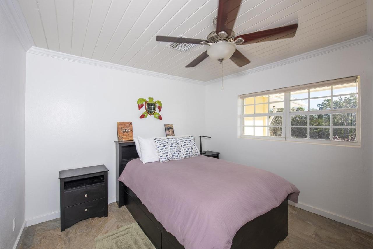 Sand Dollar At Ten Bay Beach Home Savannah Sound Exterior photo